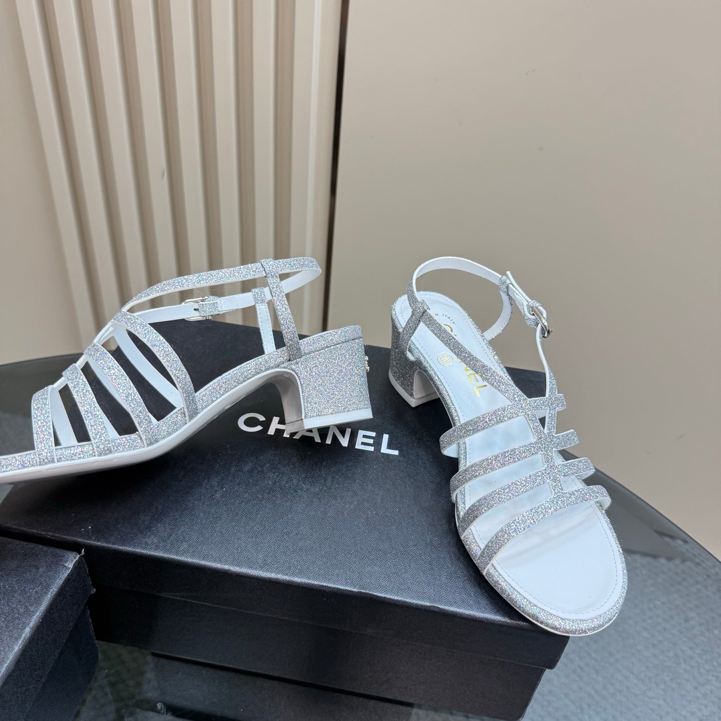 CC 25 Sandal Heels Silver Sheepskin 239420