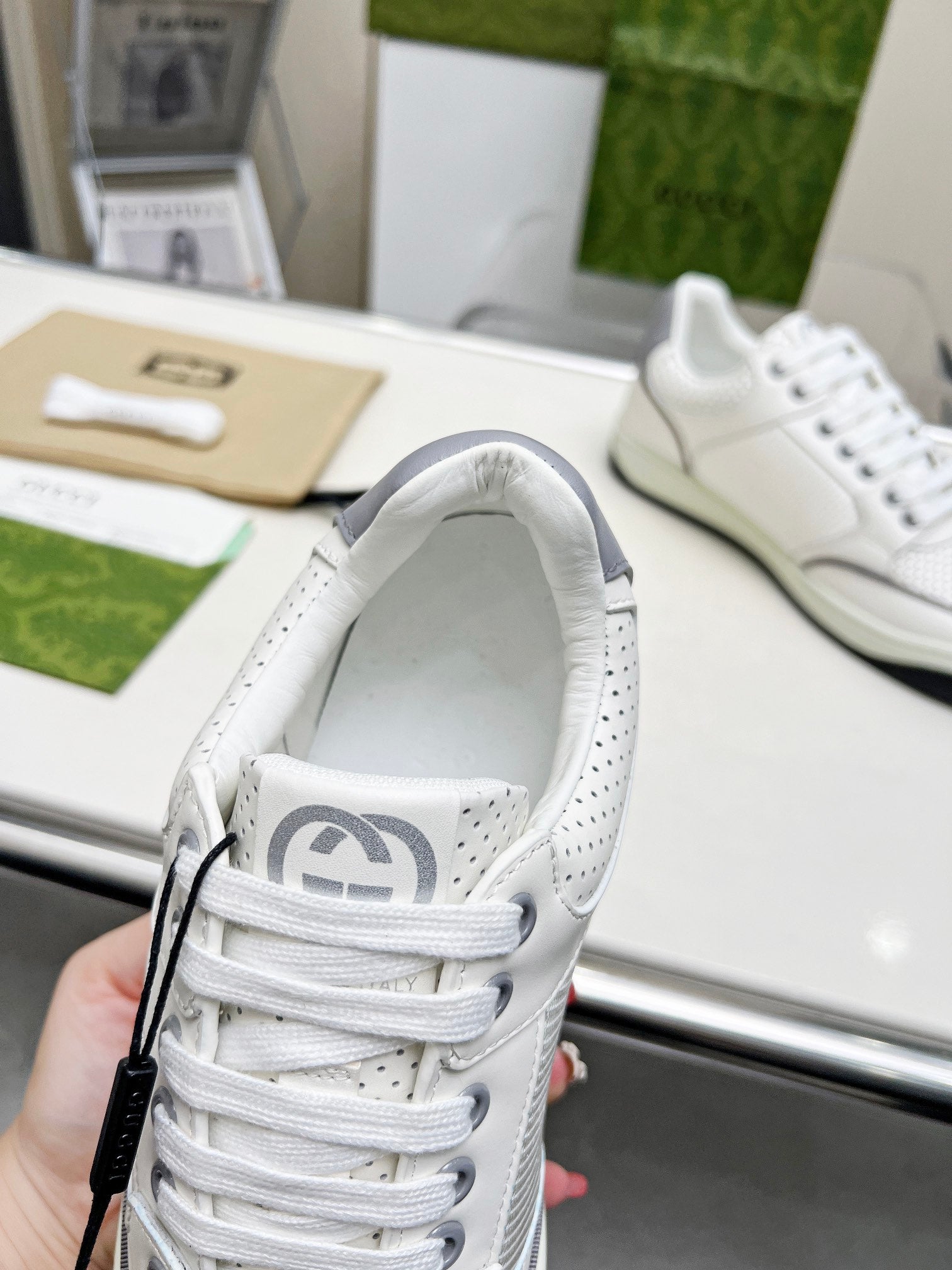 GG Men's MAC80 Sneaker White Grey Cowhide 539527