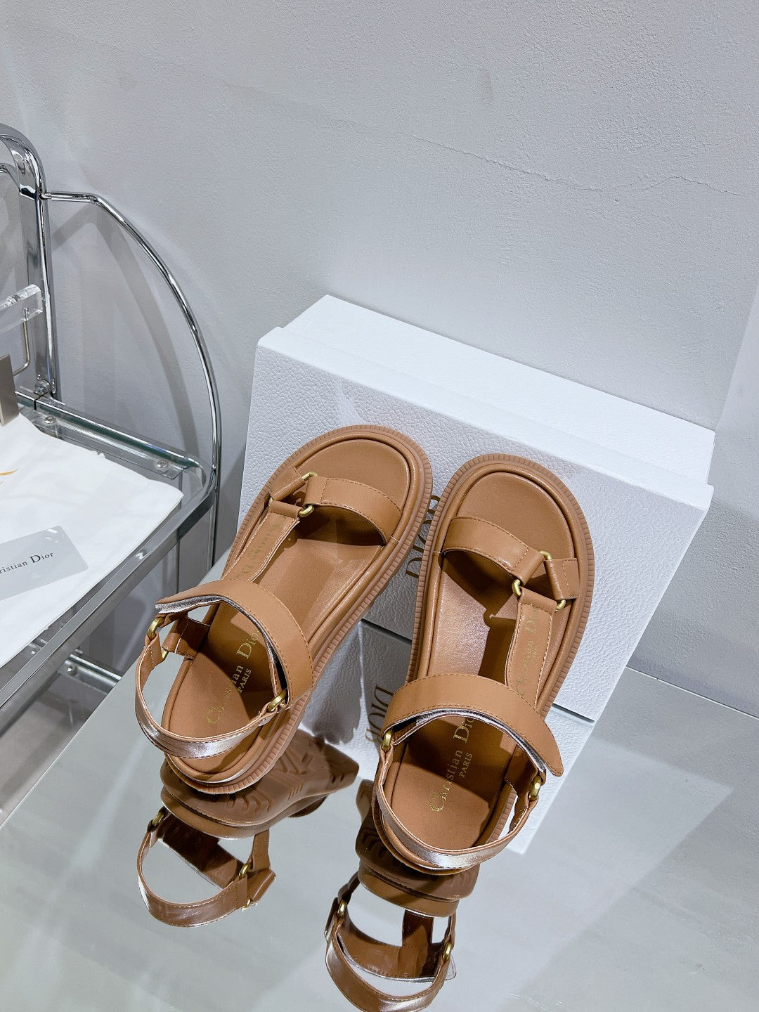 CD D-Wave Sandal In Brown Cowhide 100751