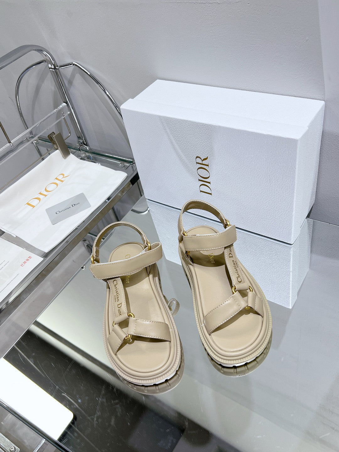 CD D-Wave Sandal In Beige Cowhide 100753