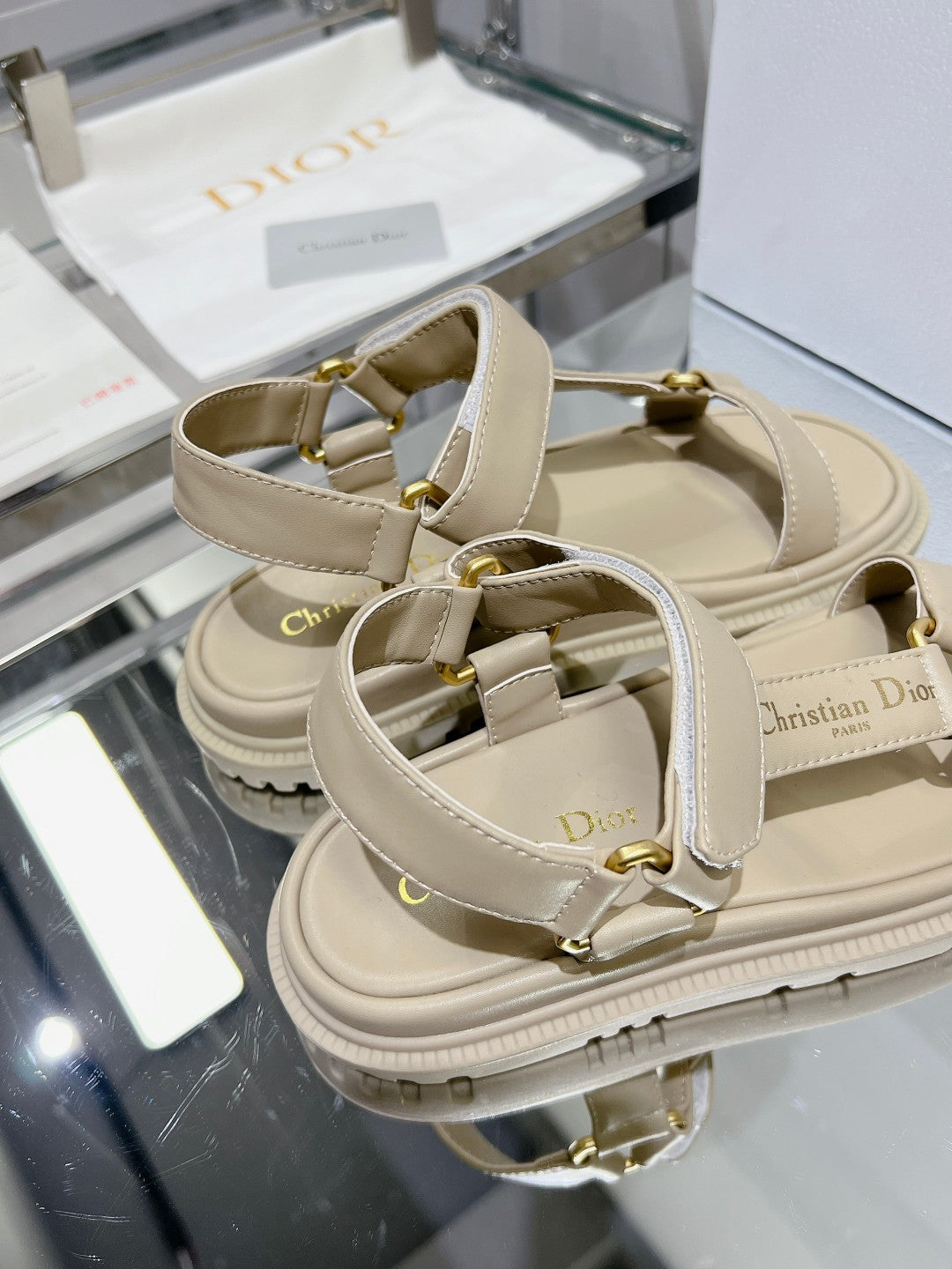 CD D-Wave Sandal In Beige Cowhide 100753