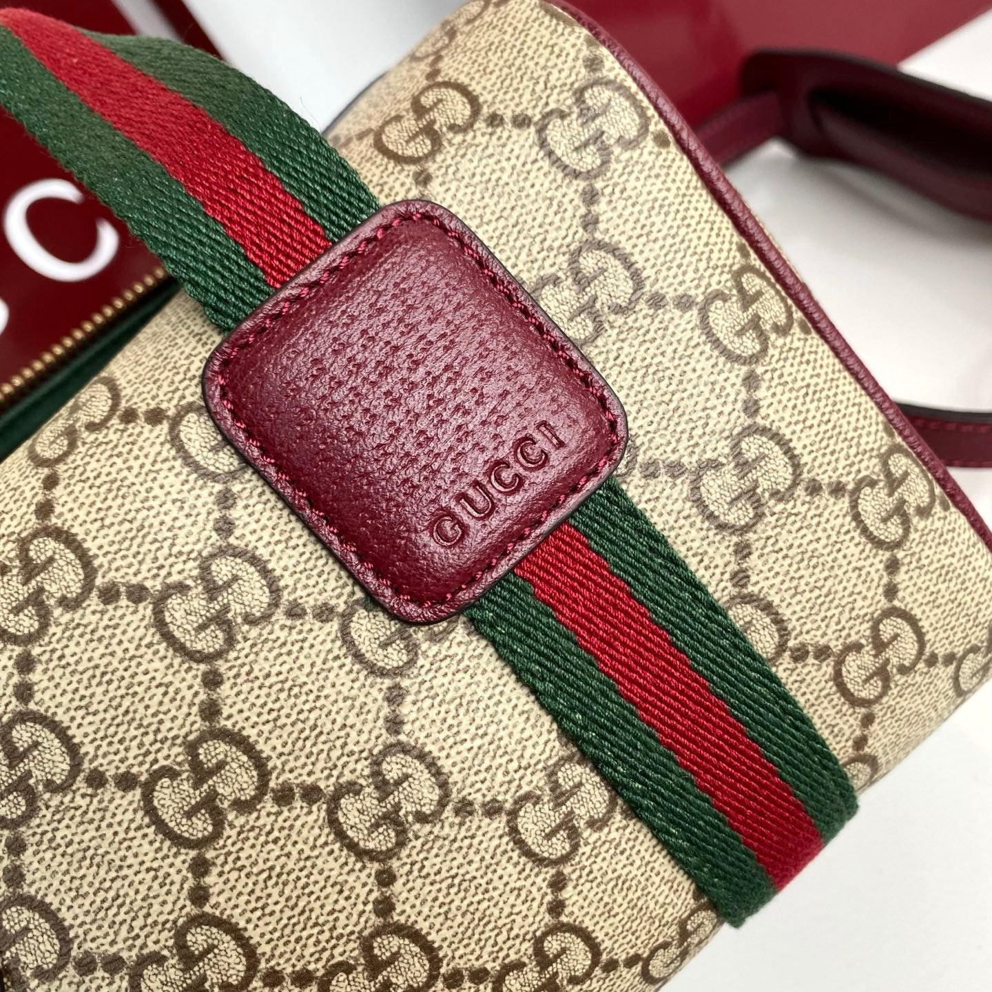 Gucci 25 GG Handbag Beige mix Rosso Ancora Red Canvas Leather 286710