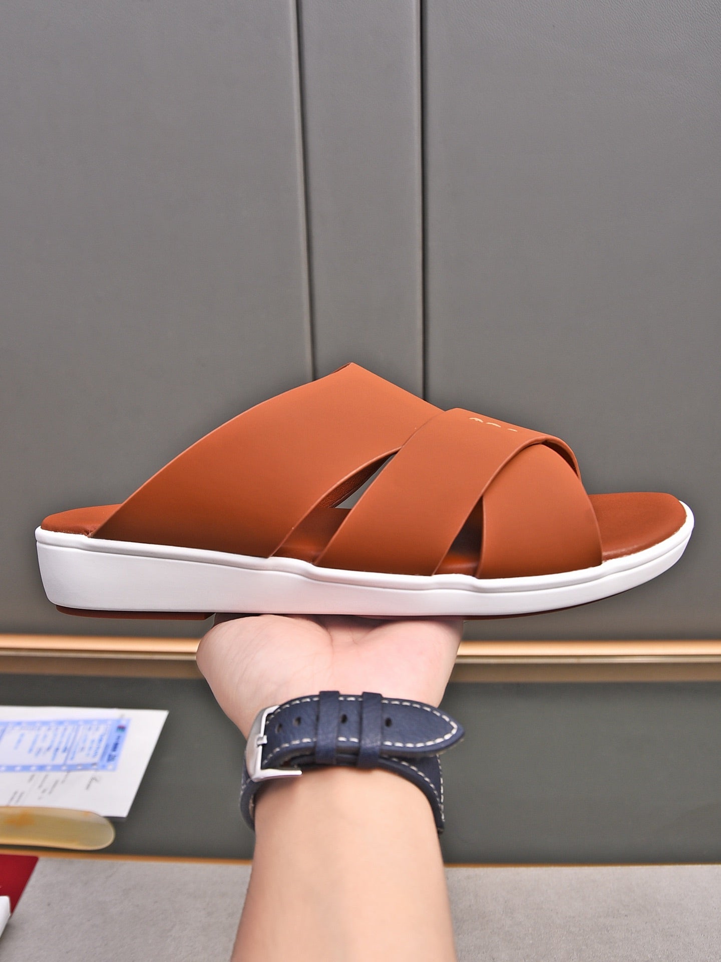 LP INTERWOVEN STRAPS SLIPPERS FIRE CALFSKIN