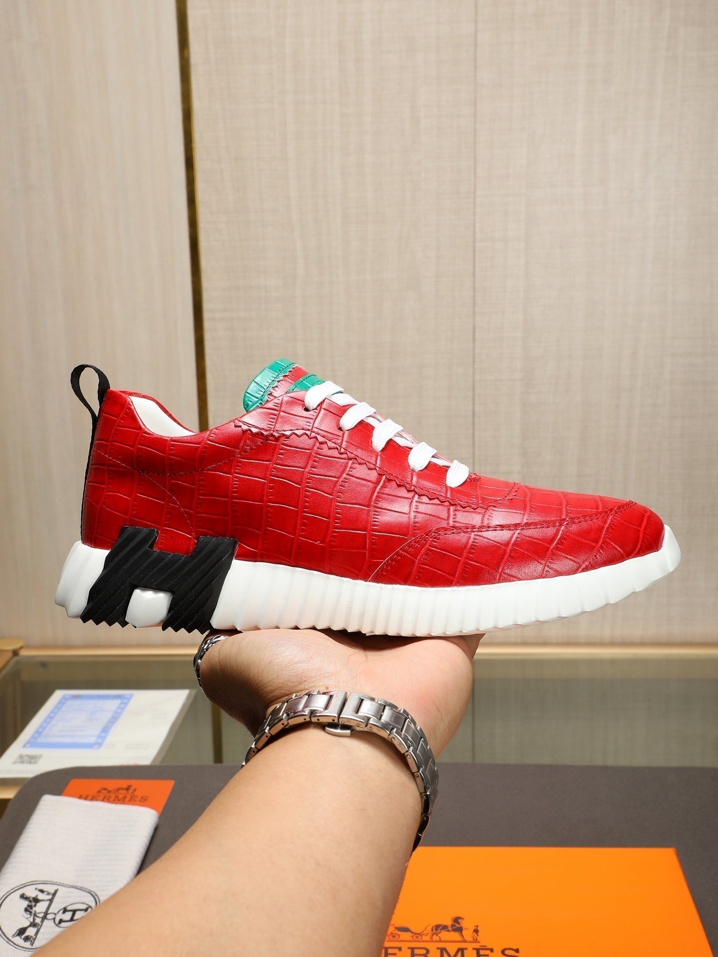 HM Men's Bouncing Sneaker Red Cowhide 664363