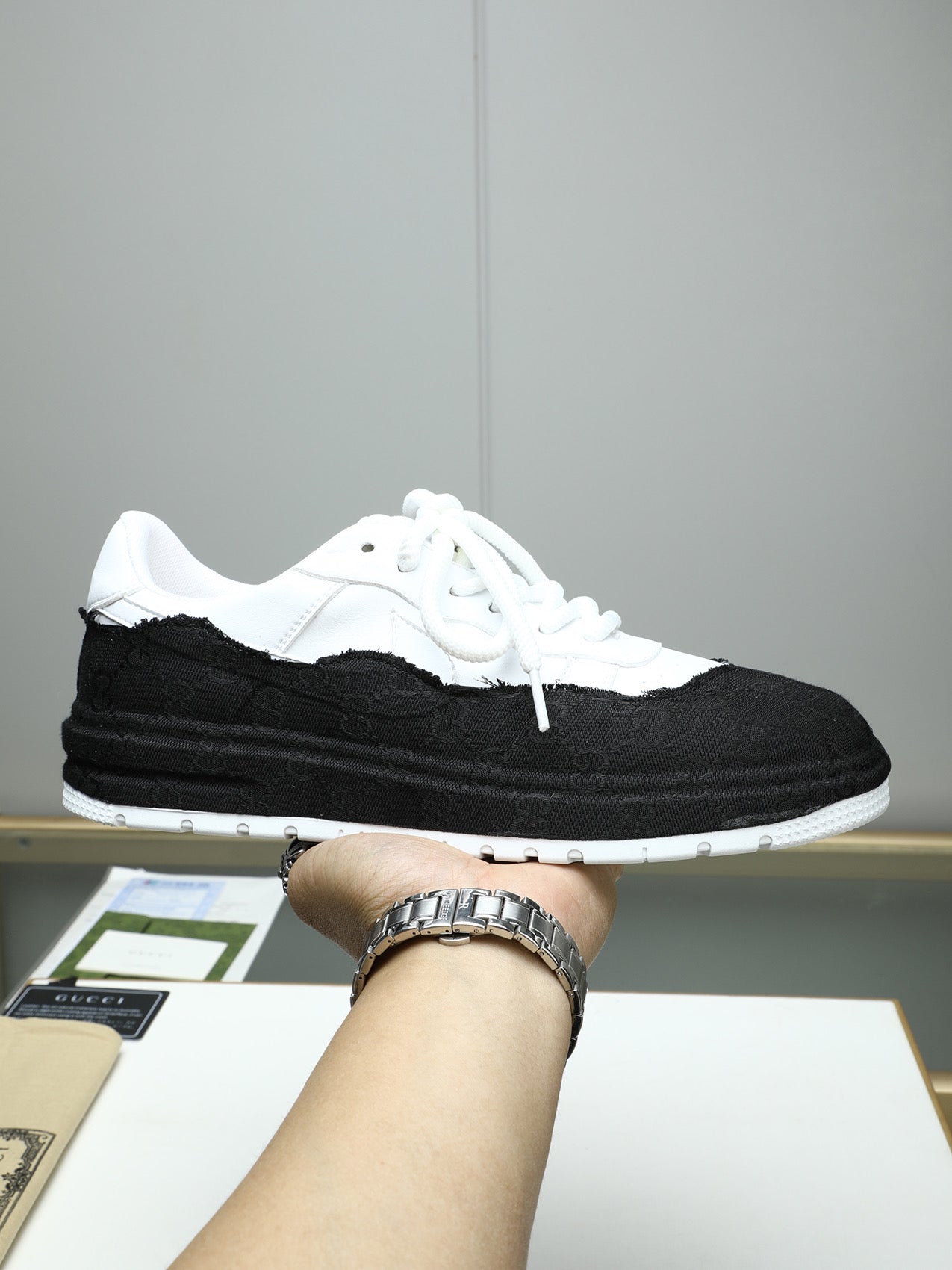 GG Men's Sneaker Black White Cowhide 587317