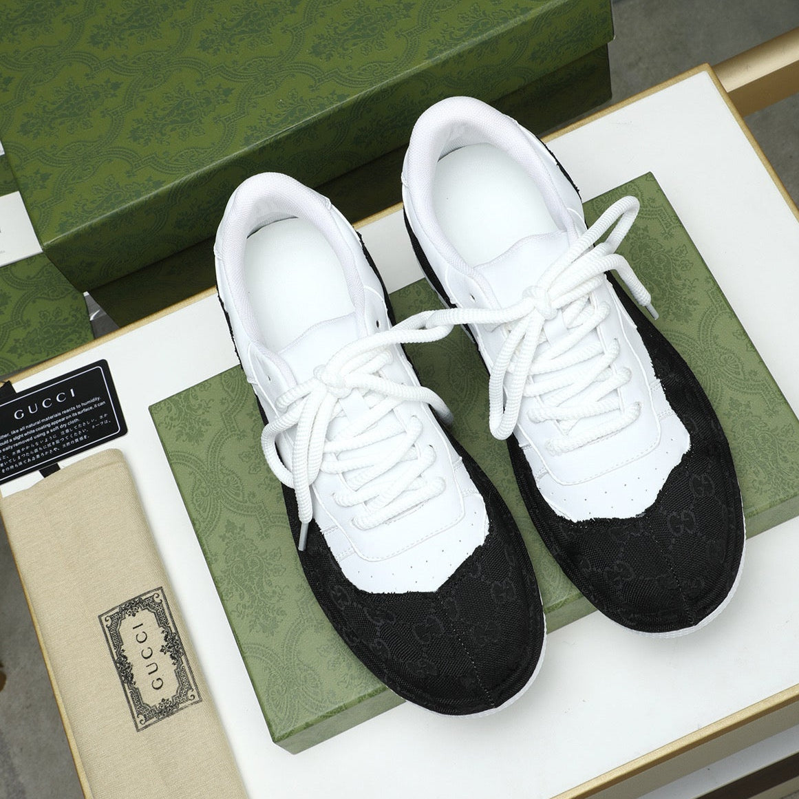 GG Men's Sneaker Black White Cowhide 587317