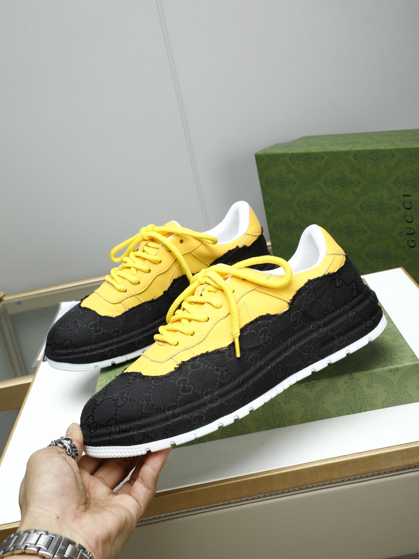 GG Men's Sneaker Black Yellow Cowhide 587318