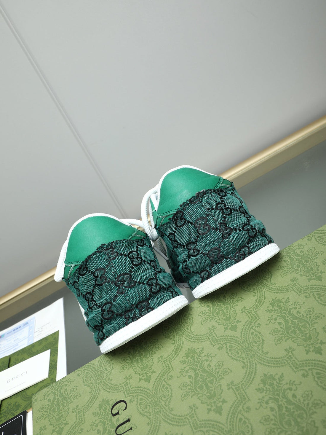 GG Men's Sneaker Green Cowhide 587319