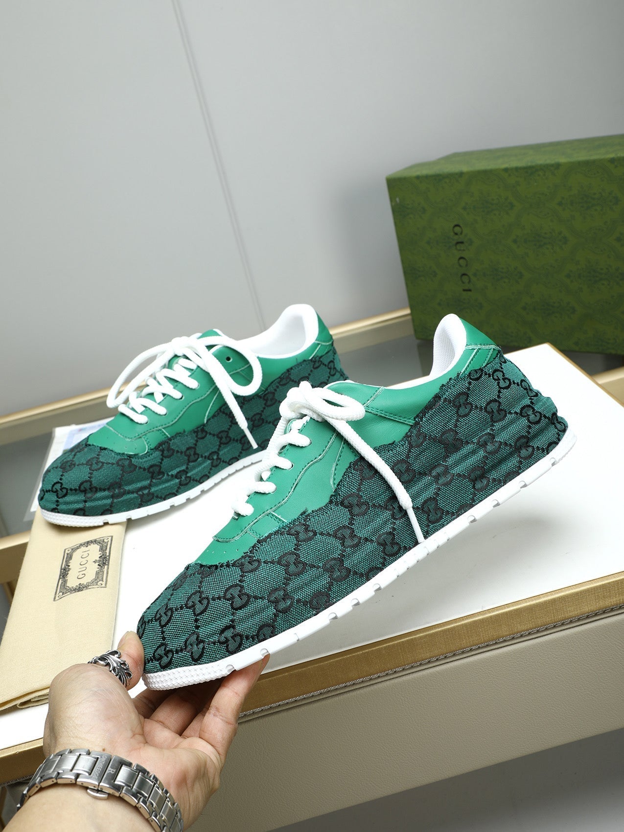 GG Men's Sneaker Green Cowhide 587319