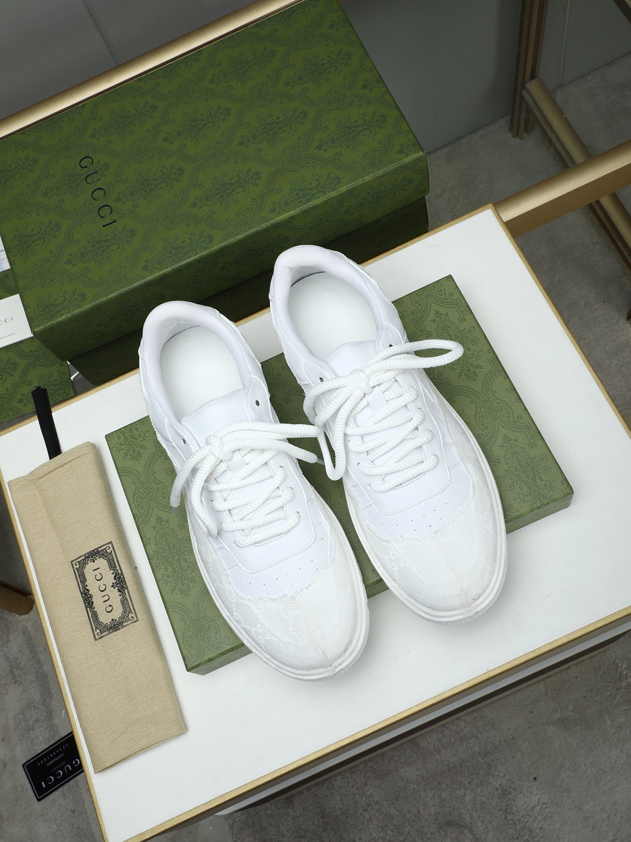 GG Men's Sneaker White Cowhide 587321