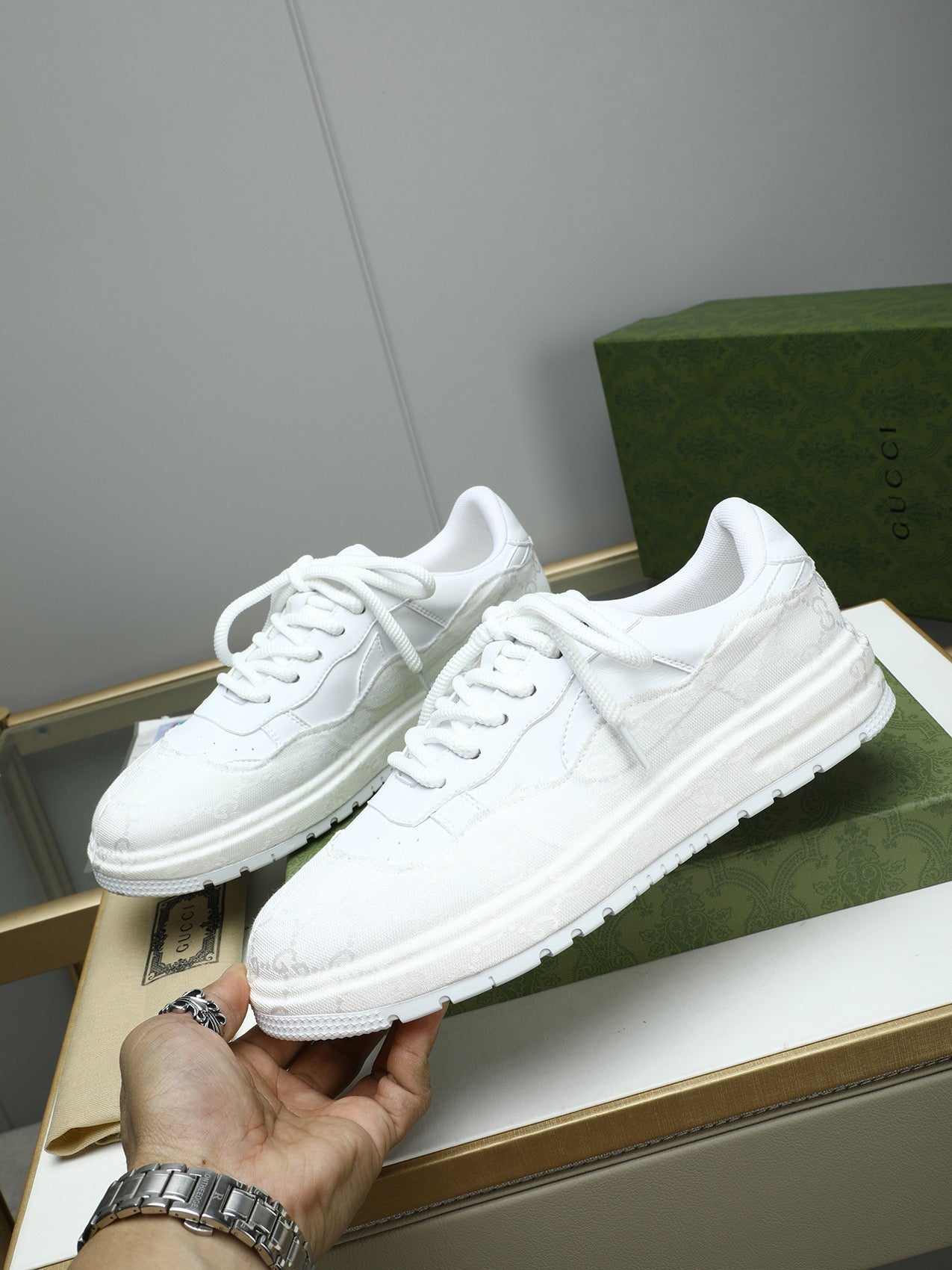 GG Men's Sneaker White Cowhide 587321