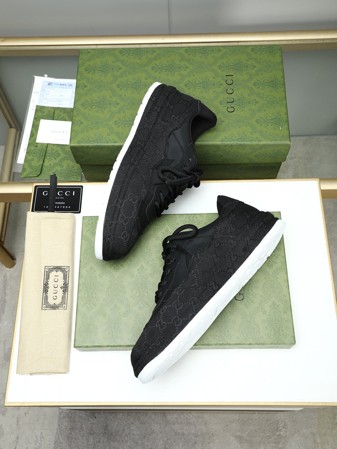 GG Men's Sneaker Black Cowhide 587325