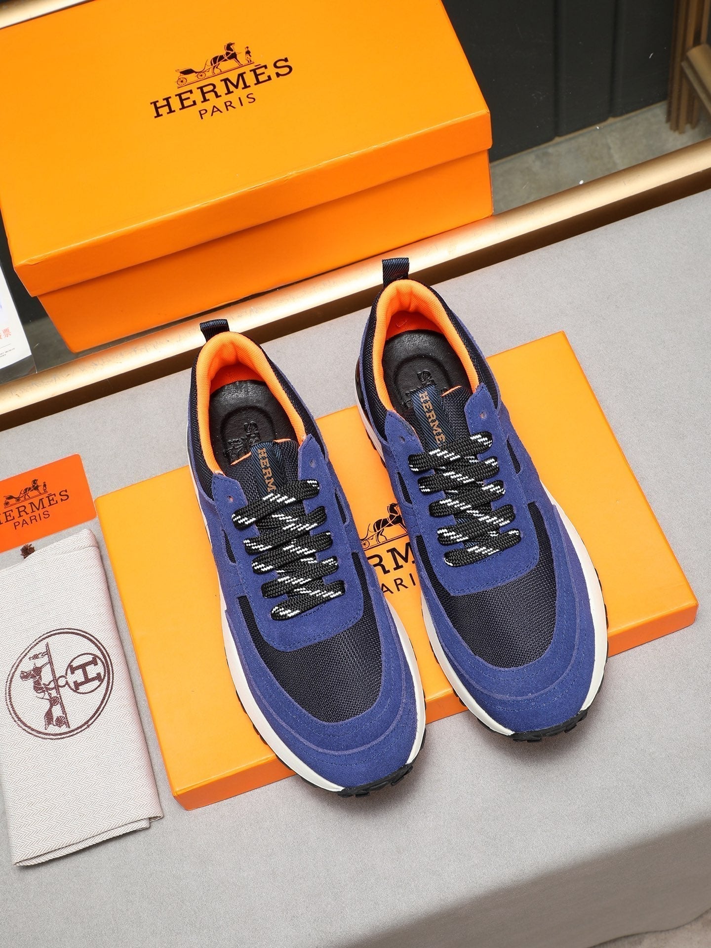 HM Men's Sneaker Blue Suede 619319