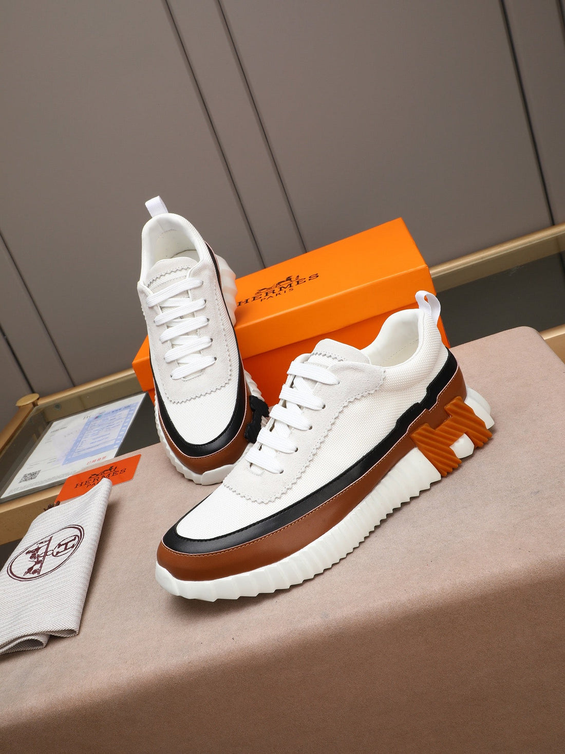 HM Men's Bouncing Sneaker White Brown Calfskin Fabric 754130