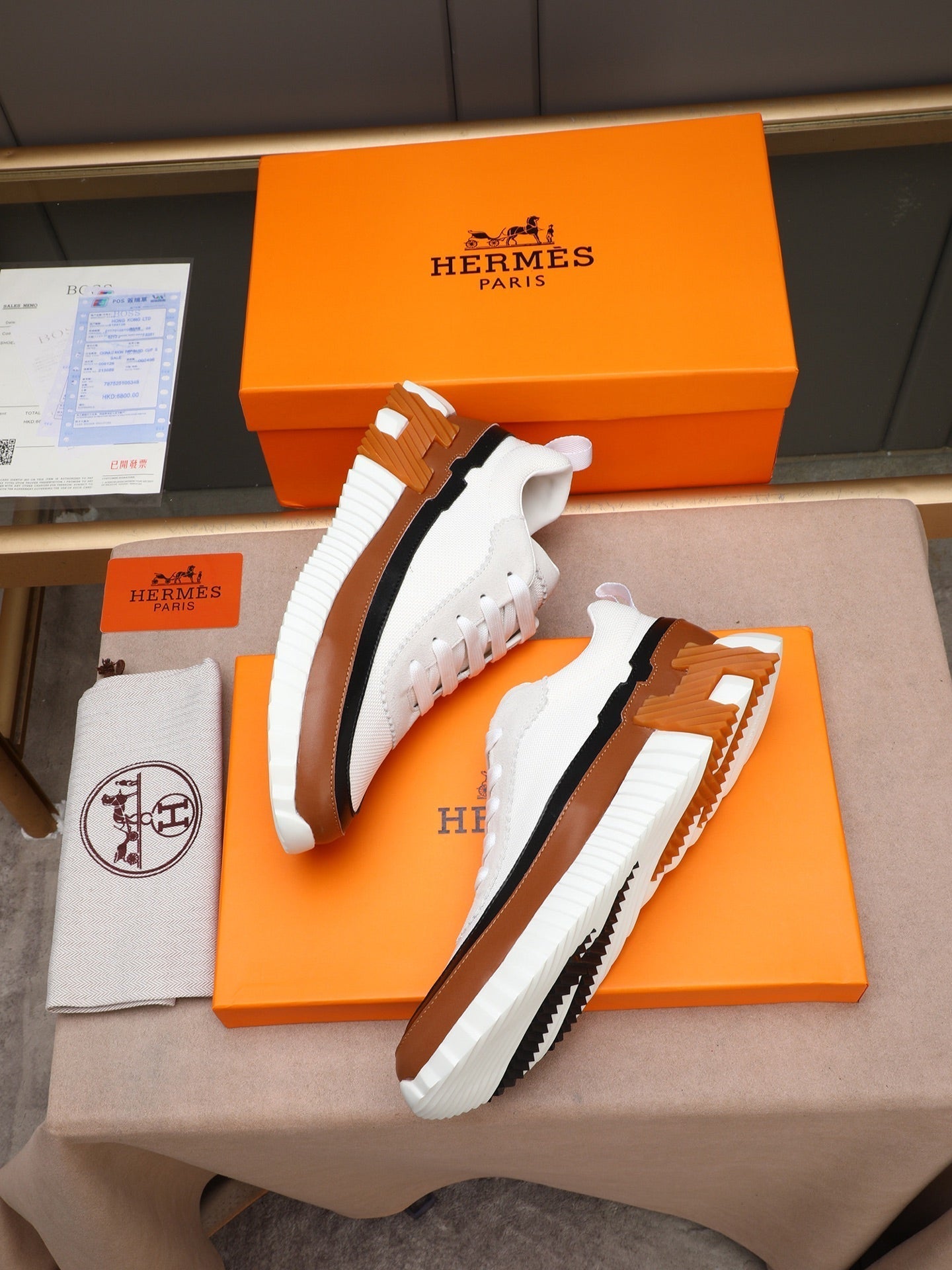 HM Men's Bouncing Sneaker White Brown Calfskin Fabric 754130