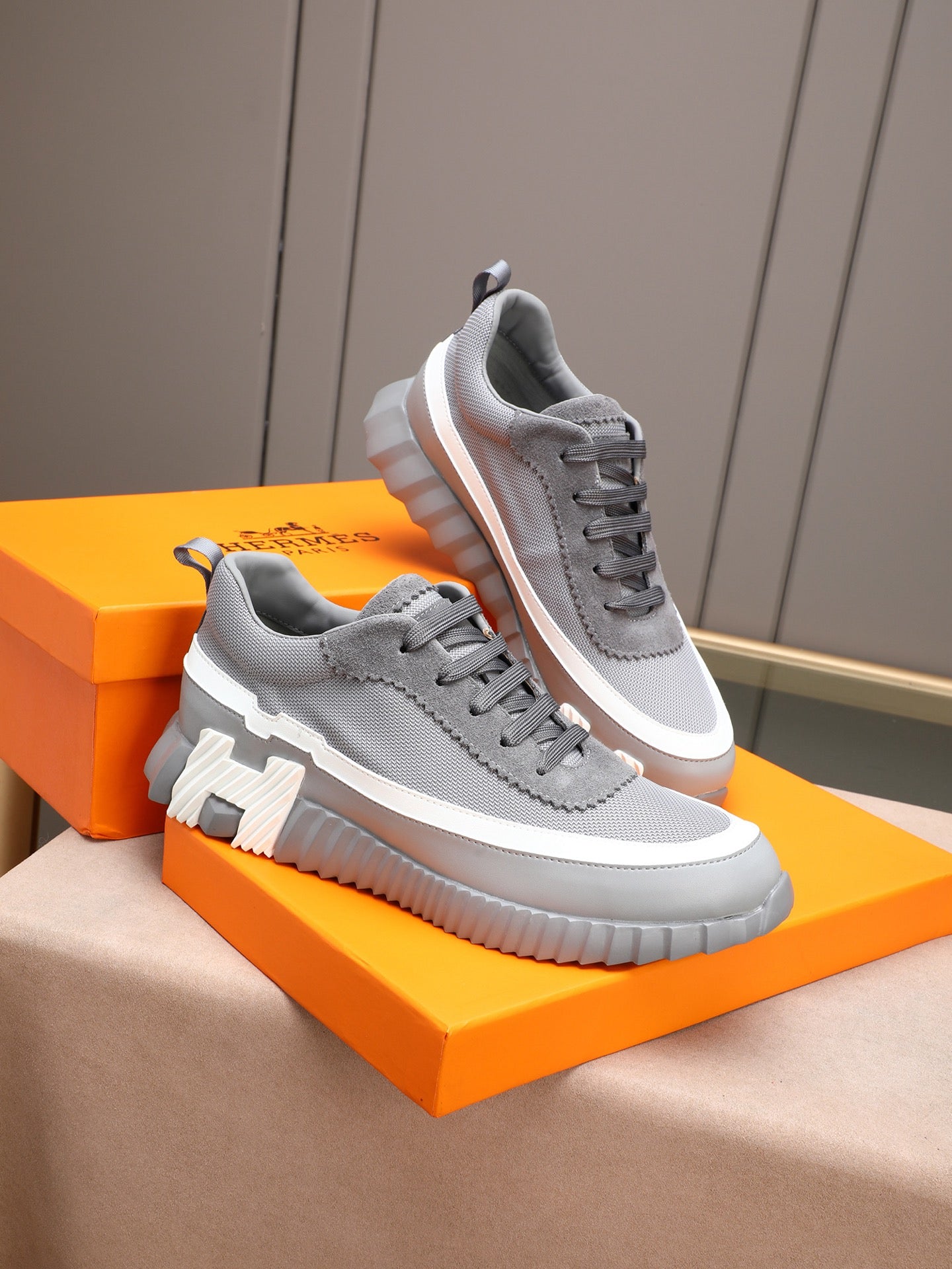 HM Men's Bouncing Sneaker Grey Calfskin Fabric 754132