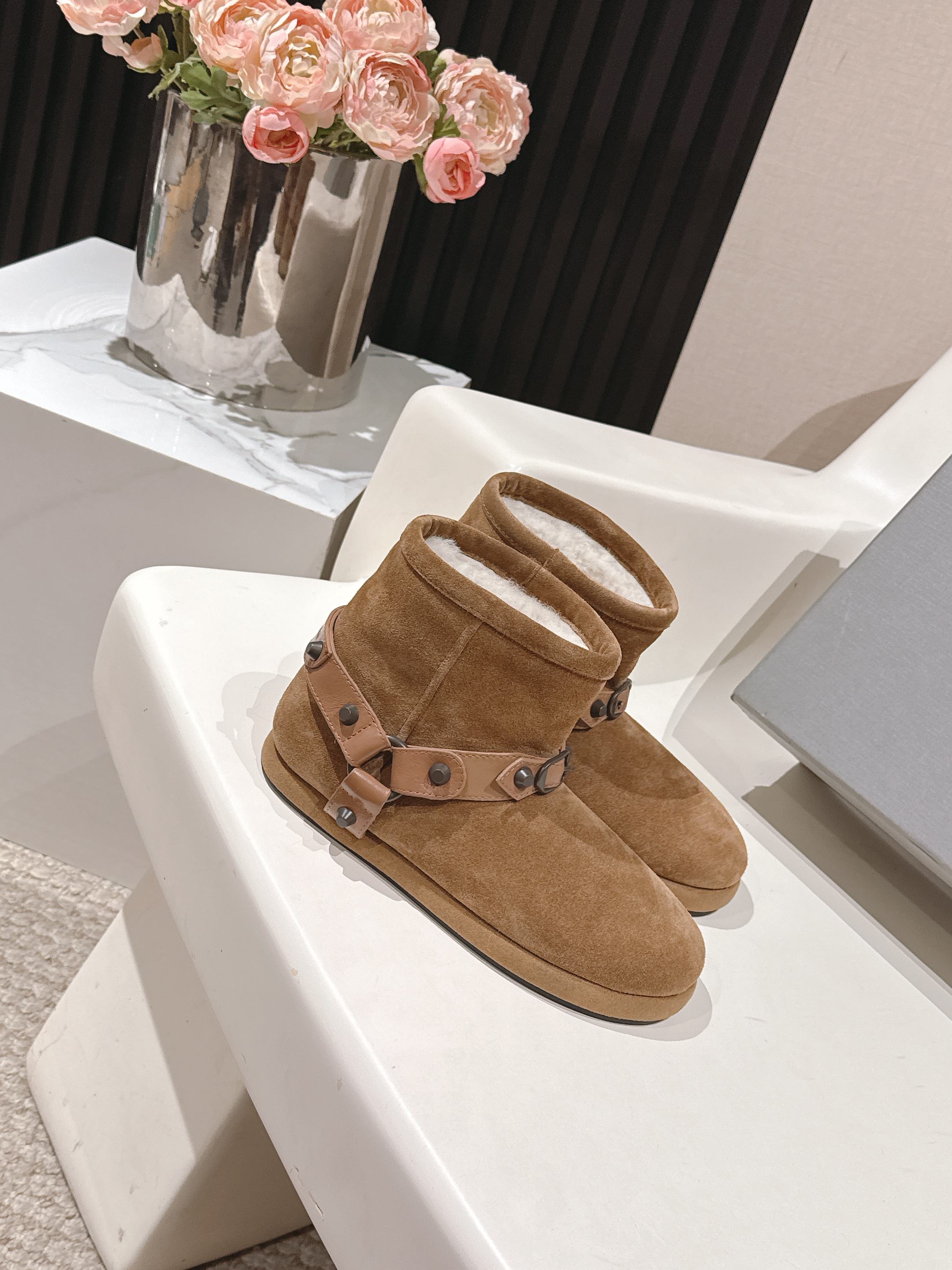 Balenciaga Alaska soft boots brown suede 467185