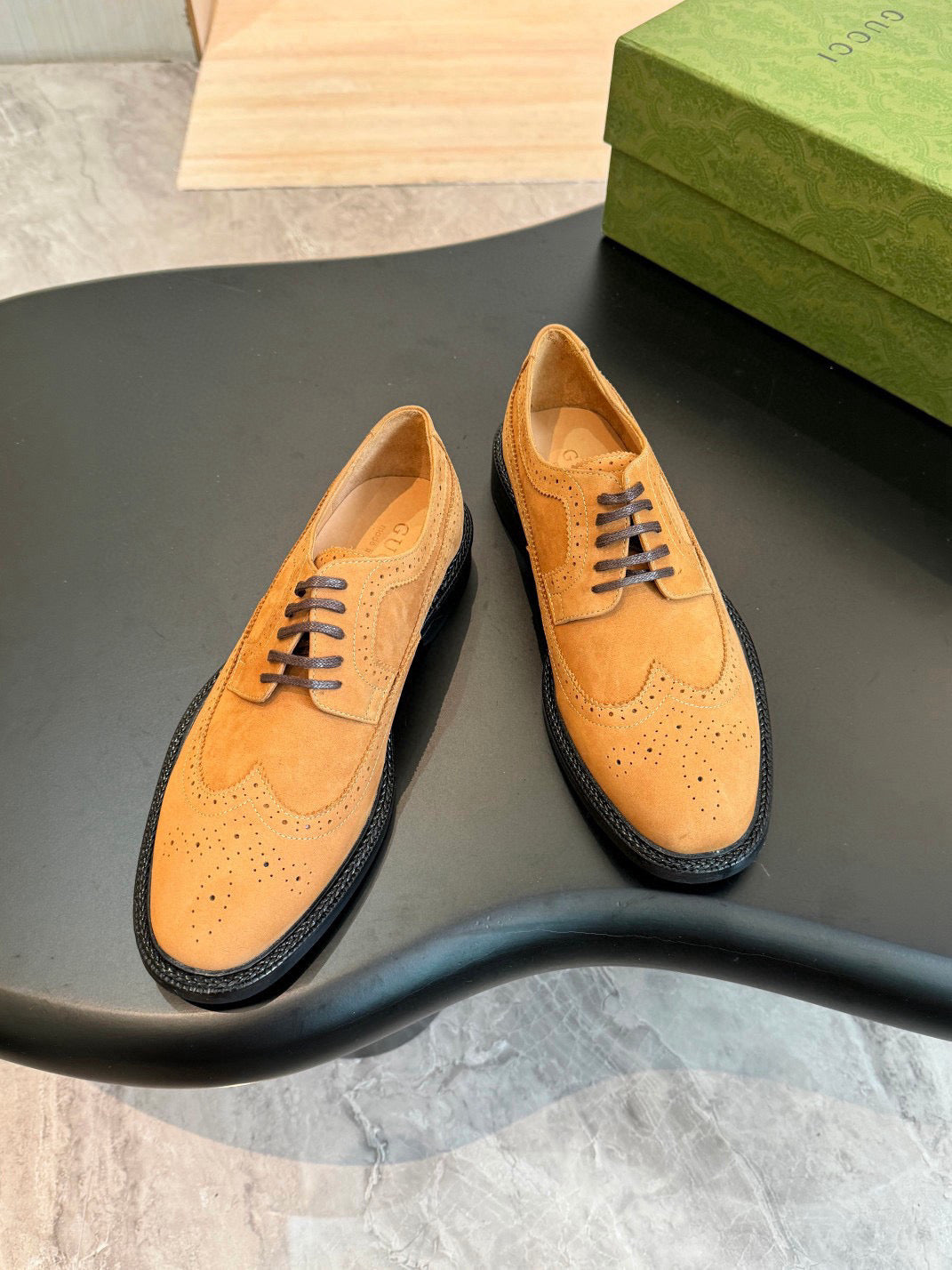 GG Men's Dress Shoe Light Brown Suede 559325