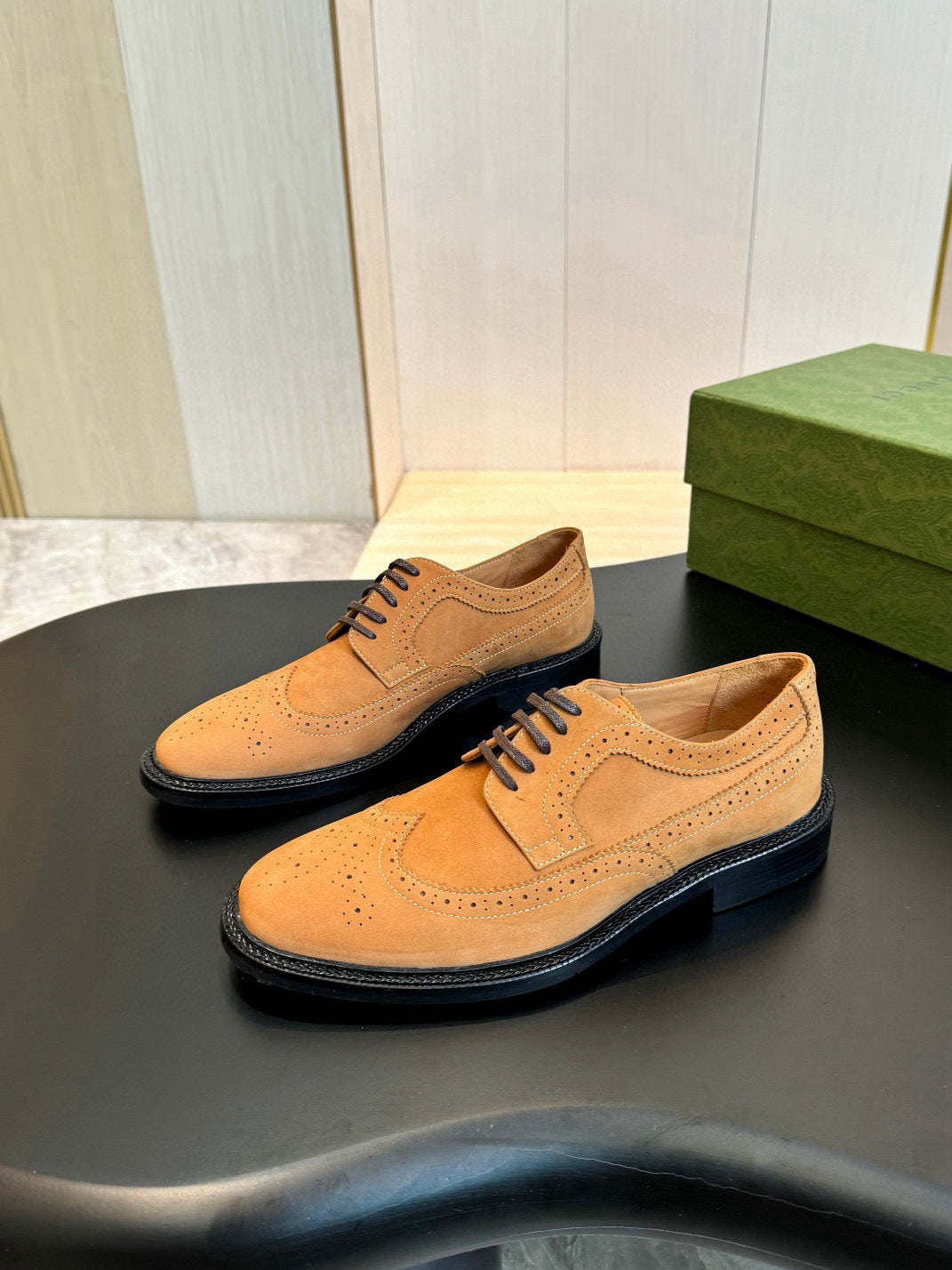 GG Men's Dress Shoe Light Brown Suede 559325