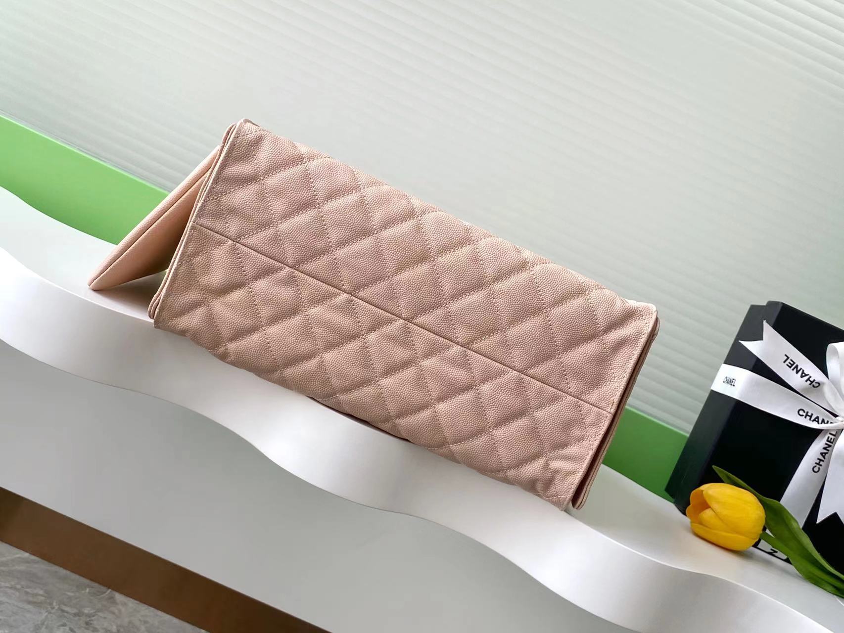 CC 25C Hobo Bags 40cm Pink Beige Grained Calfskin