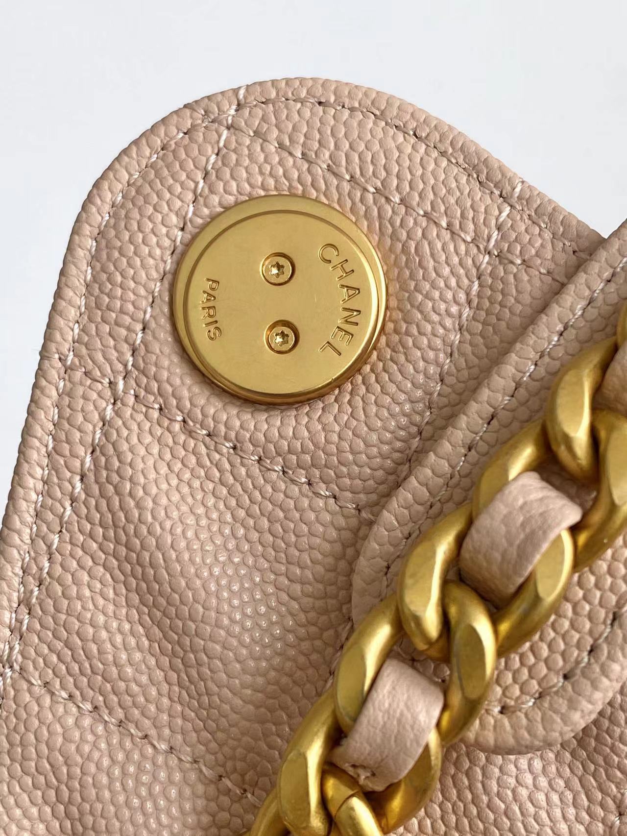 CC 25C Hobo Bags 40cm Pink Beige Grained Calfskin