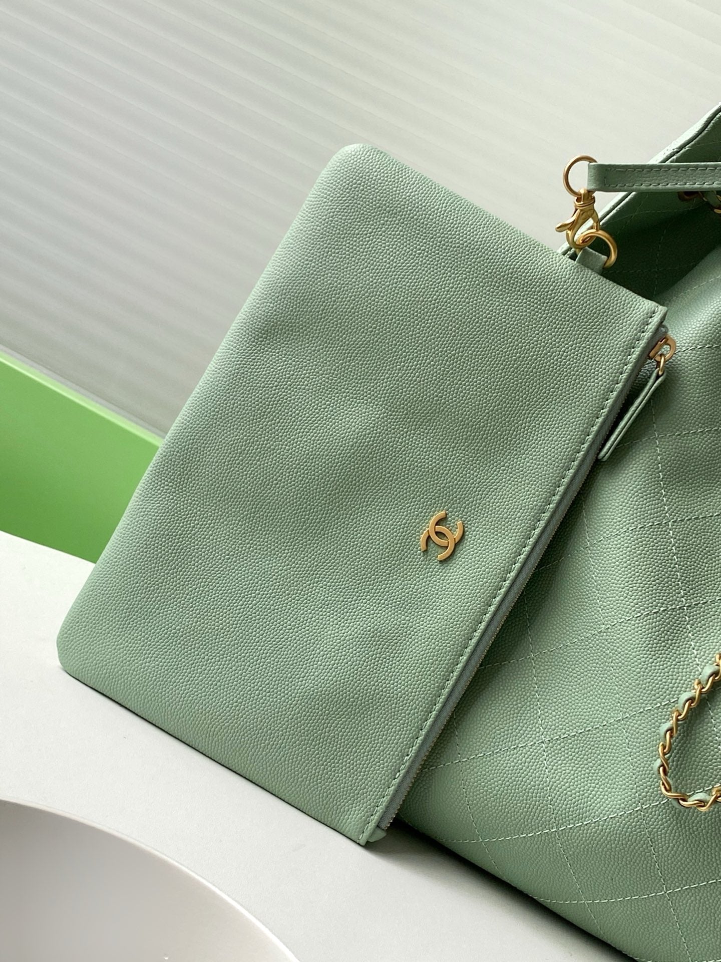 CC 25C Hobo Bags 40cm Green Grained Calfskin