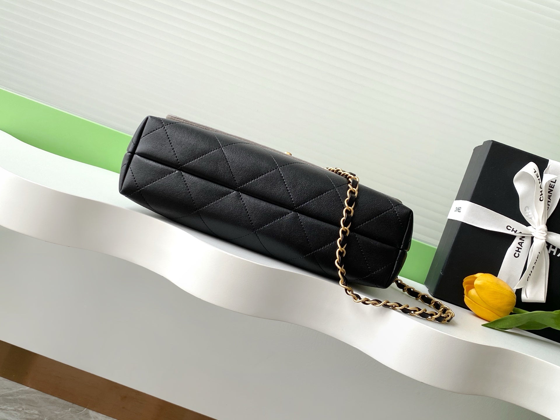 CC 25A Flap Bag 29cm Grey Suede Black Calfskin