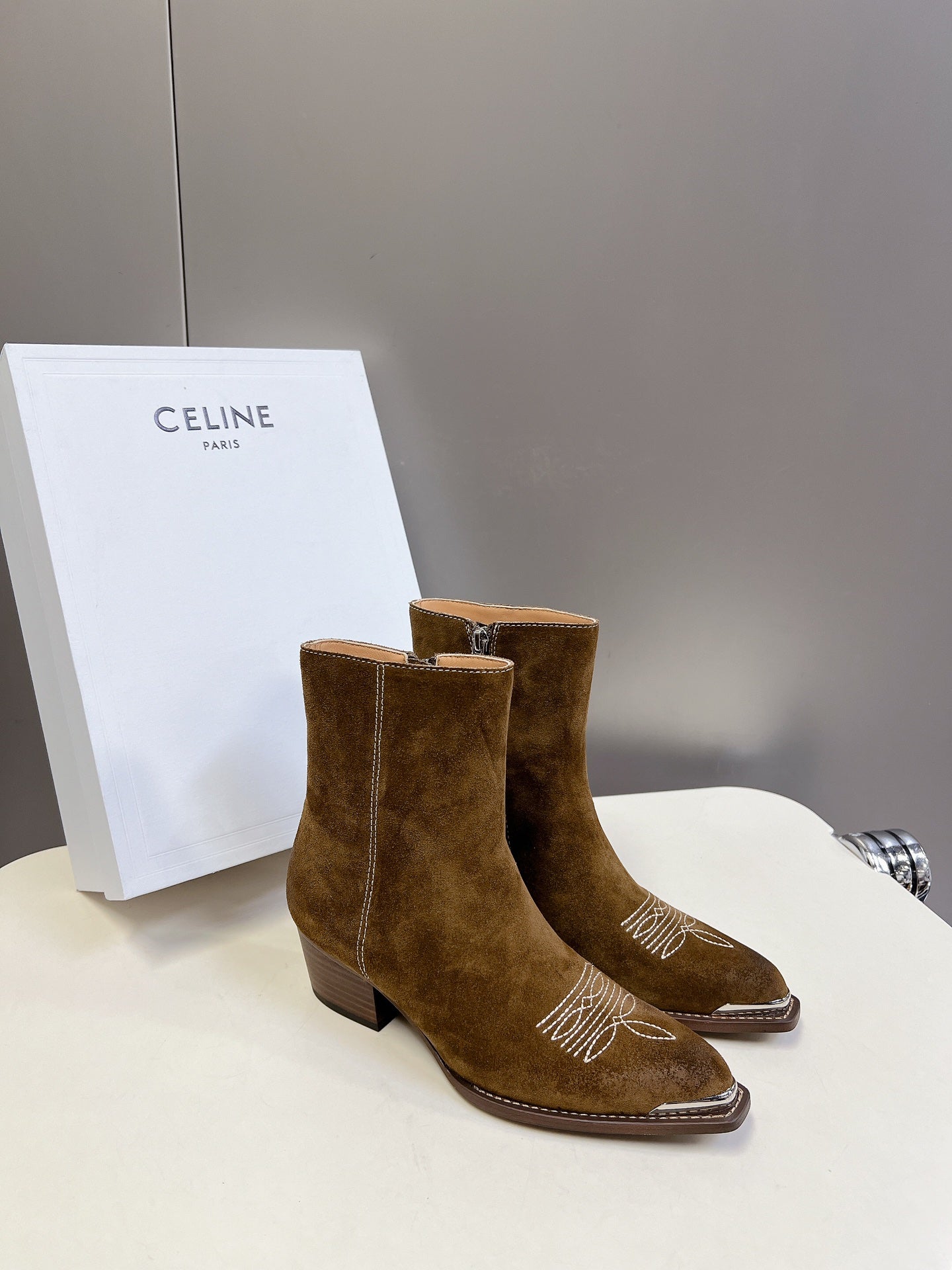 CELINE 25 Cowboy Boots Brown Suede 434416