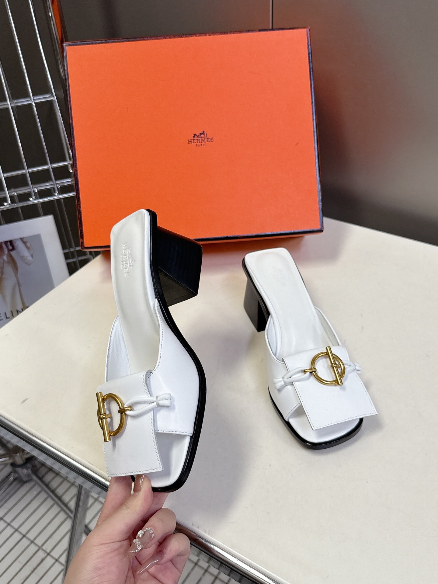 HM Ilot 70 Sandal Calfskin 252684