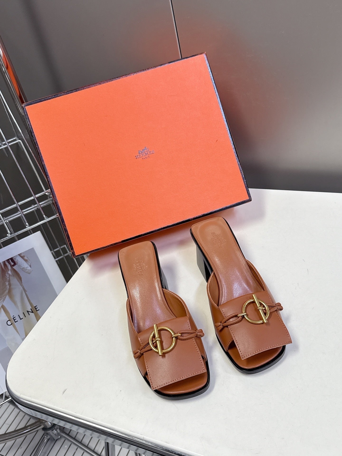 HM Ilot 70 Sandal Calfskin 252684