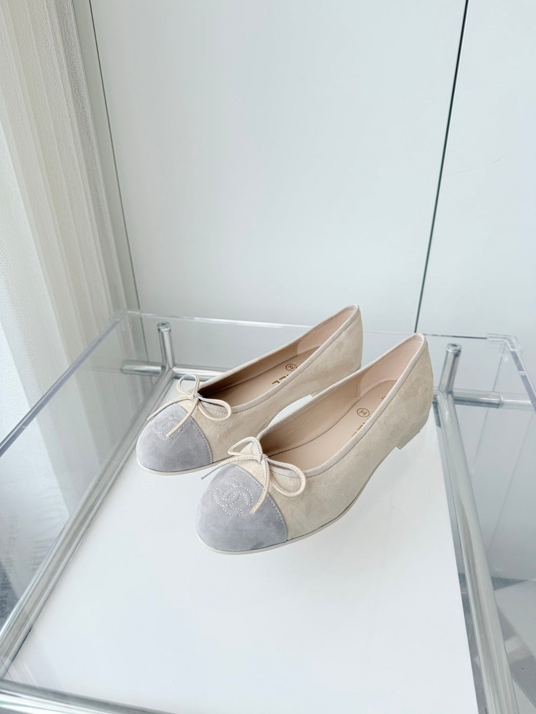 CC Ballet Flat Beige Suede 238765