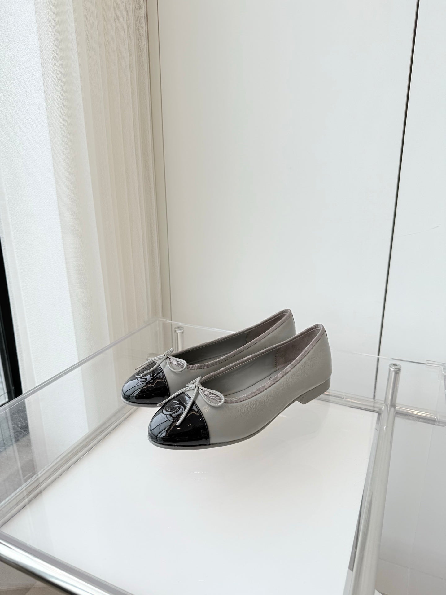 CC Ballet Flat Gray Leather 238768