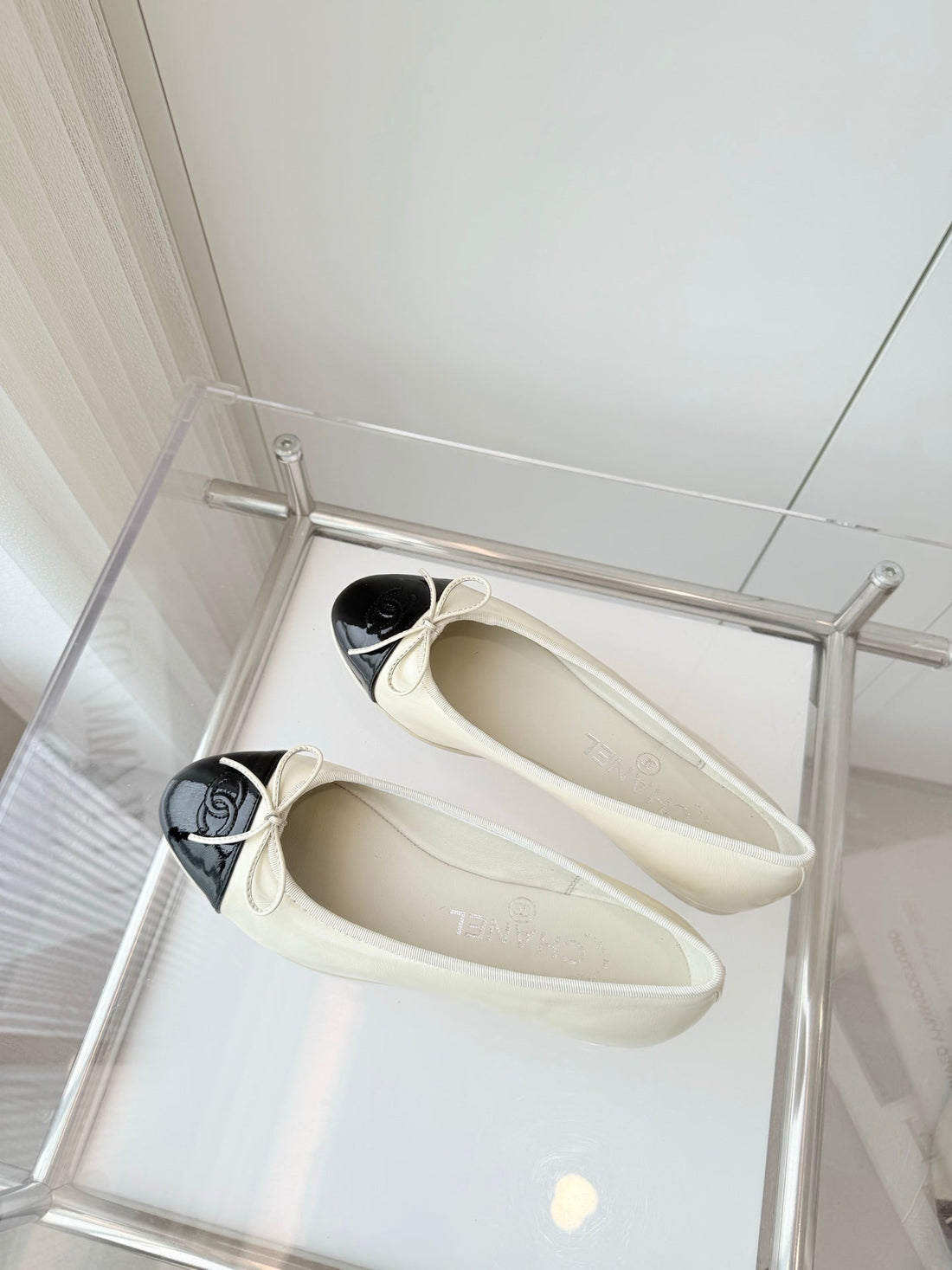 CC Ballet Flat White Leather 238770