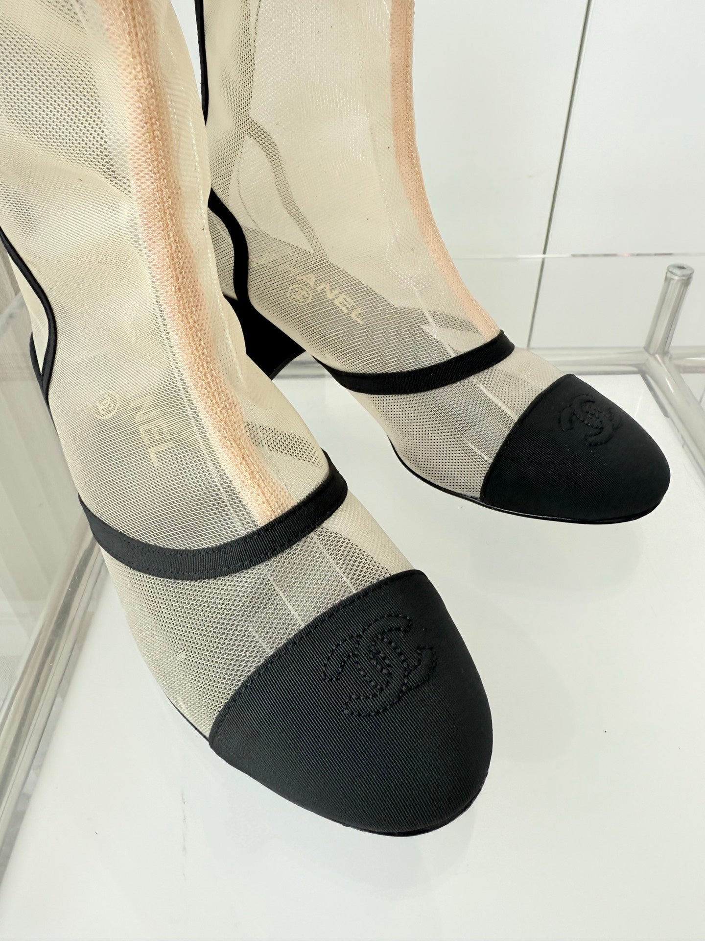 CC 25 Short Boot Beige Black Mesh Fabric 411469