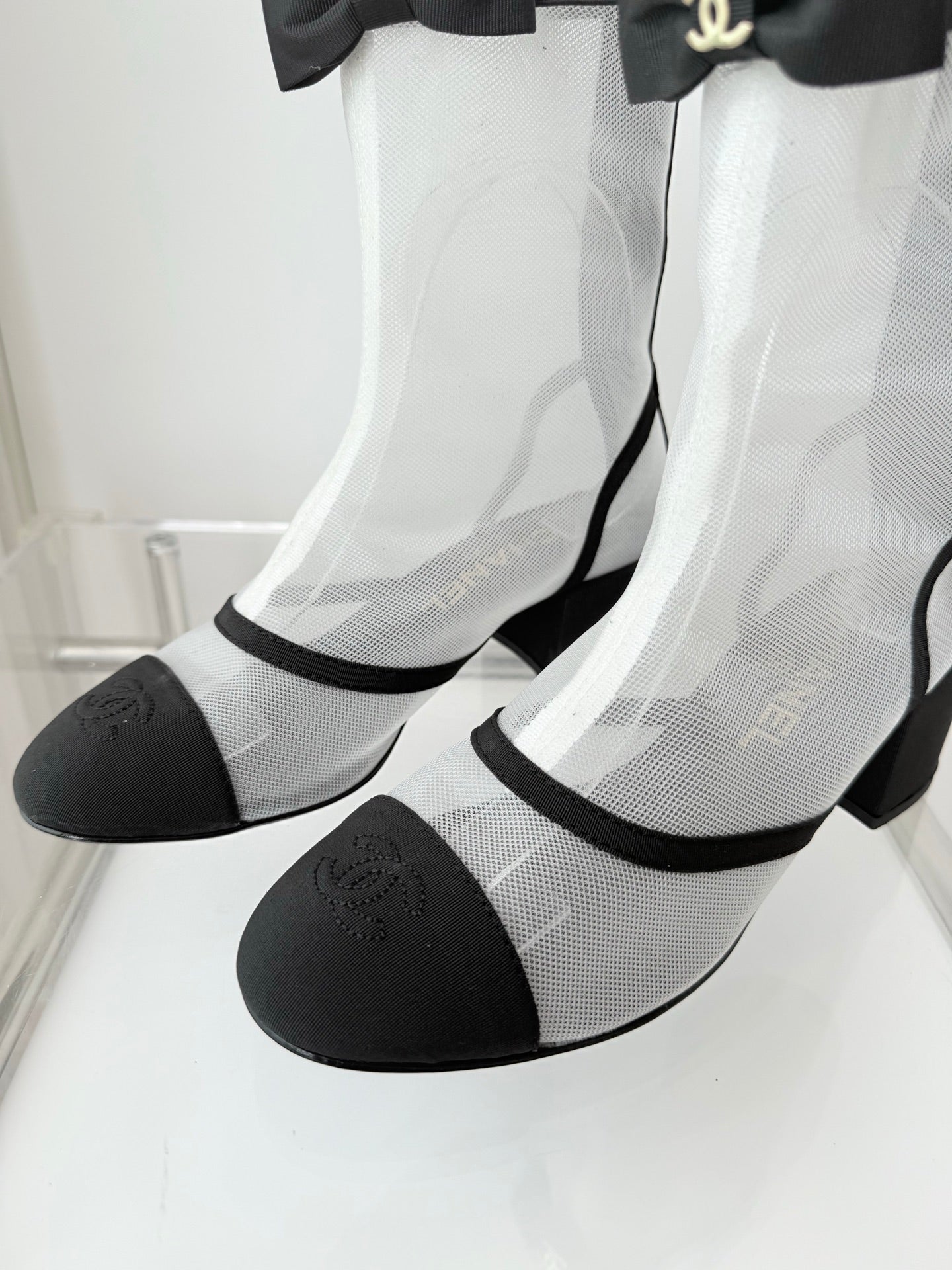 CC 25 Short Boot Black White Mesh Fabric 411470