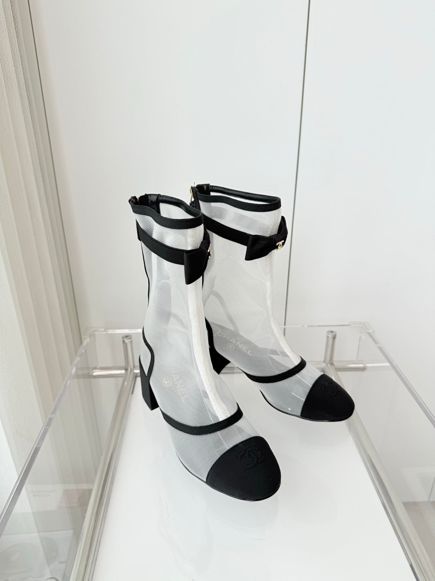 CC 25 Short Boot Black White Mesh Fabric 411470