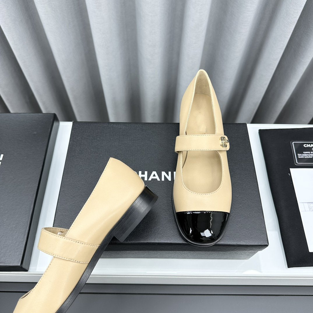 mary janes beige cafskin black patent calfskin