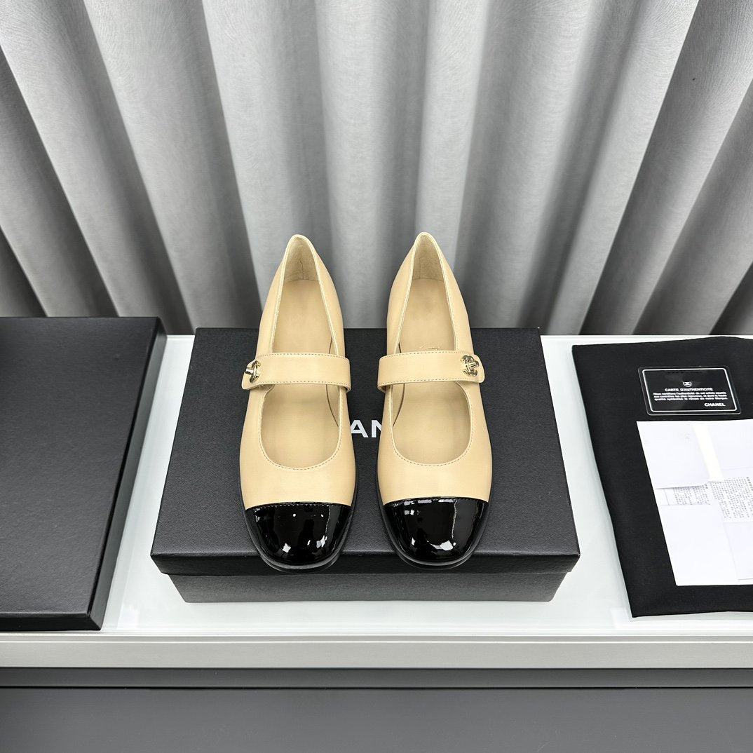 mary janes beige cafskin black patent calfskin