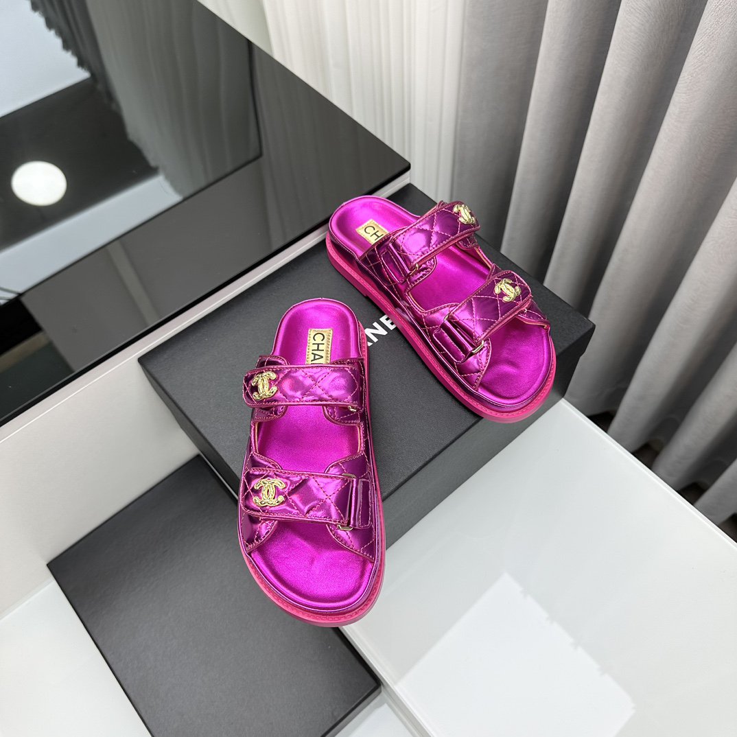 dad sandals dark pink metalic lambskin mules