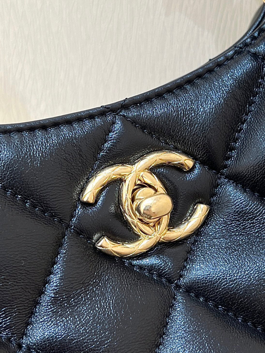 Chanel 24N coconeige ski bag black velvet 256069