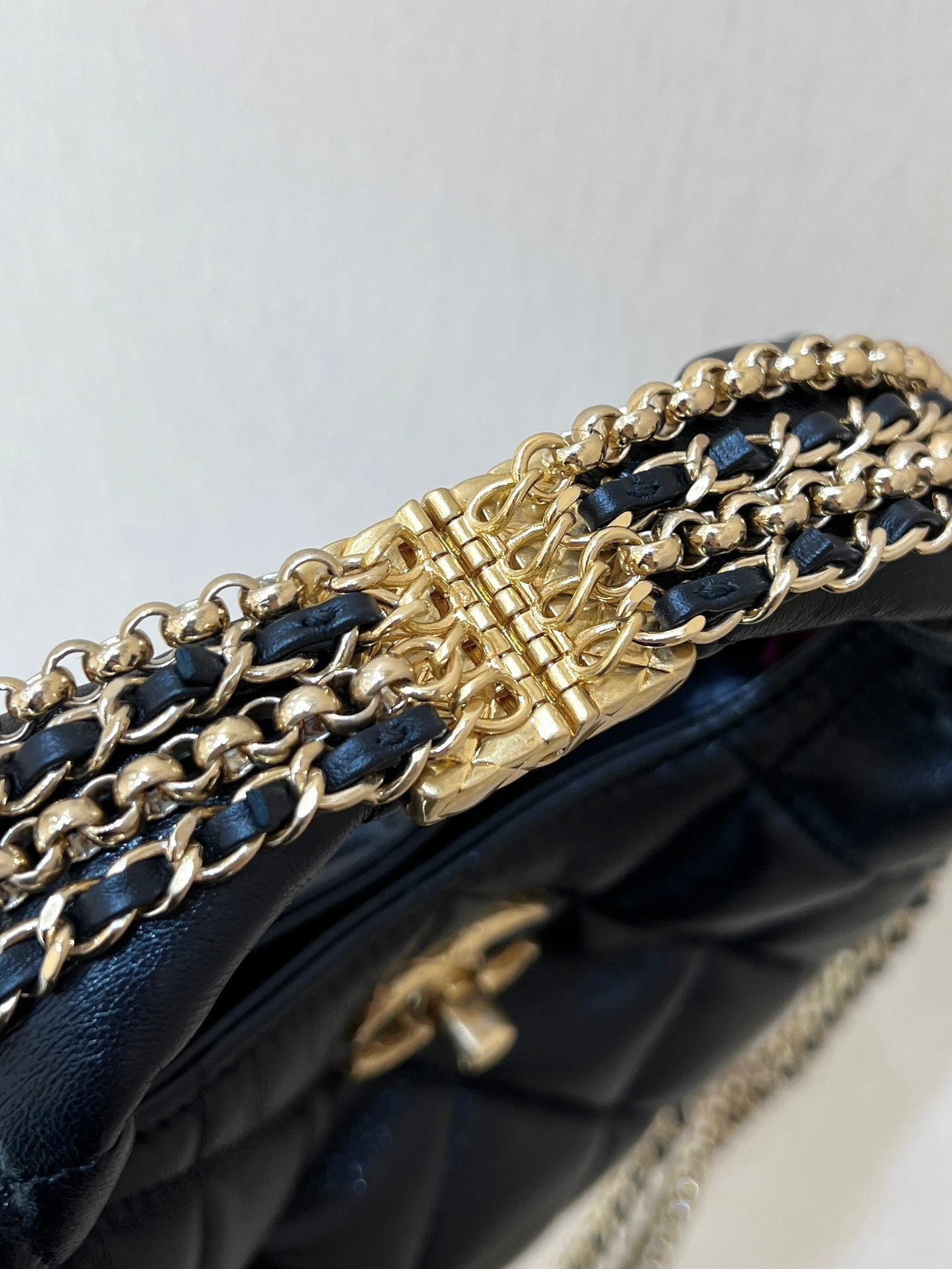 Chanel 24N coconeige ski bag black velvet 256069