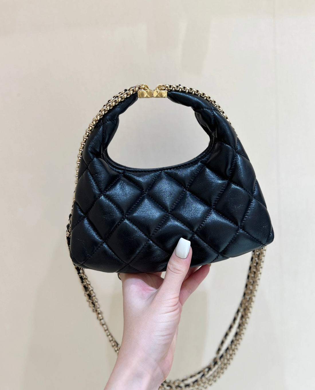 Chanel 24N coconeige ski bag black velvet 256069