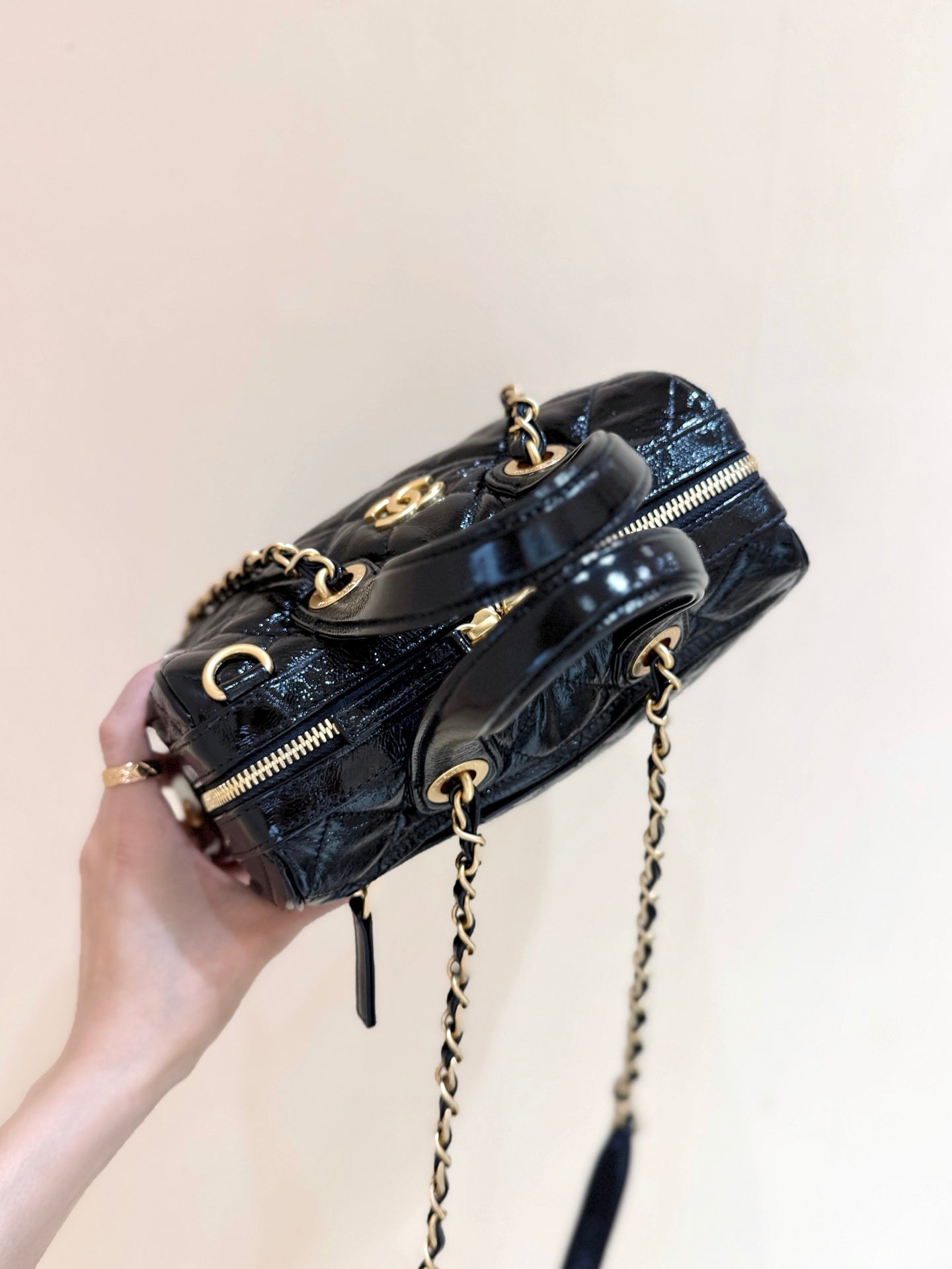 CC 25s Maxi Bowling Bag 21 Black Patent Crumpled Calfskin