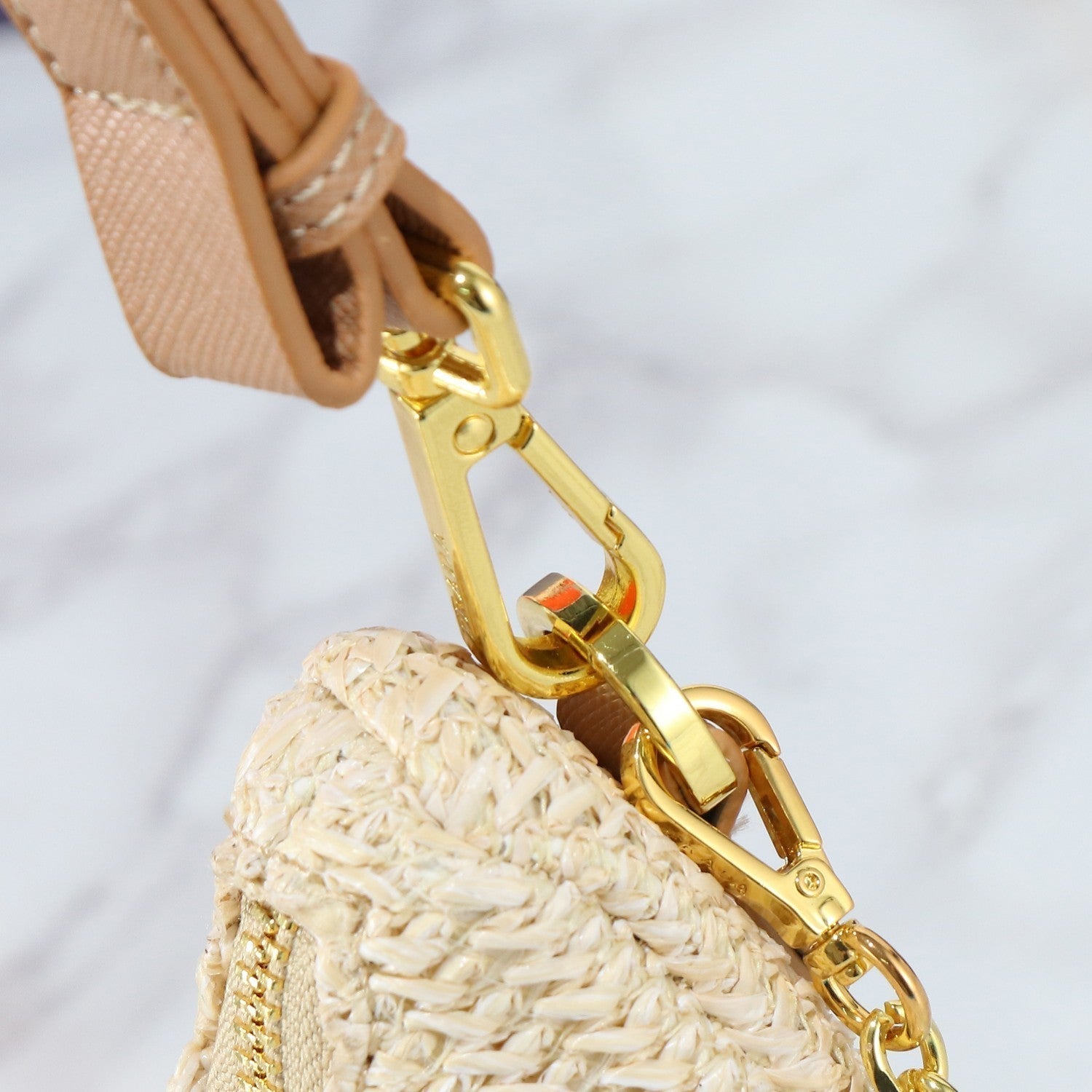 PRA 22 BAG IN BEIGE RAFFIA AND BROWN CALFSKIN GOLD HARDWARE