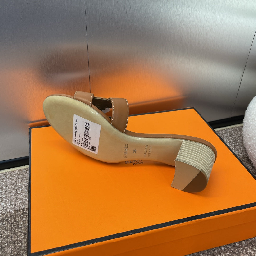 Oasis Sandal Gold Grey Calfskin