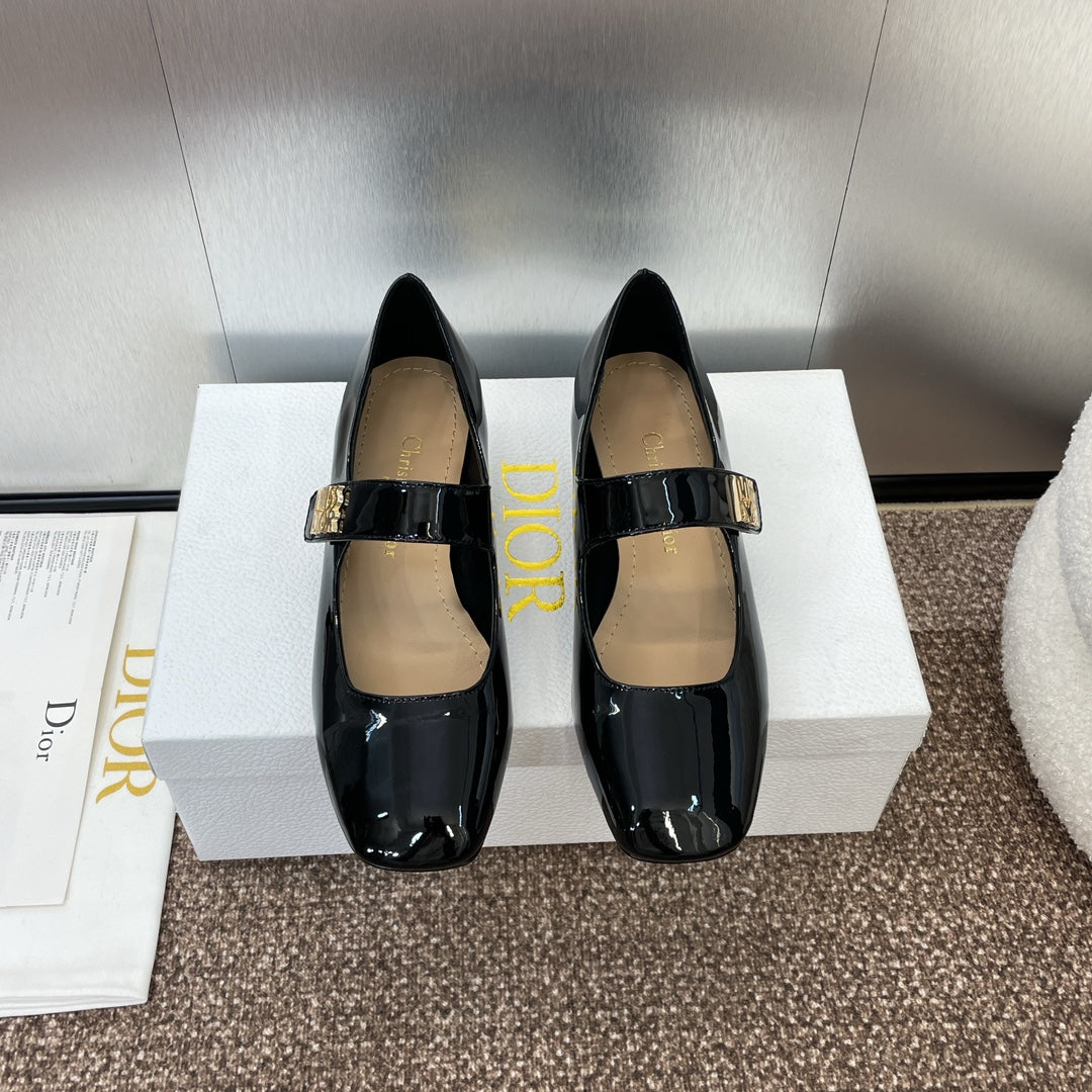 CD Miss Dior Pump 35mm Glossy Black Lambskin