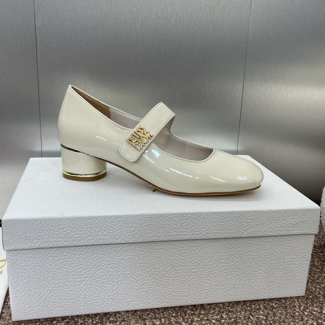 CD Miss Dior Pump 35mm Glossy White Lambskin