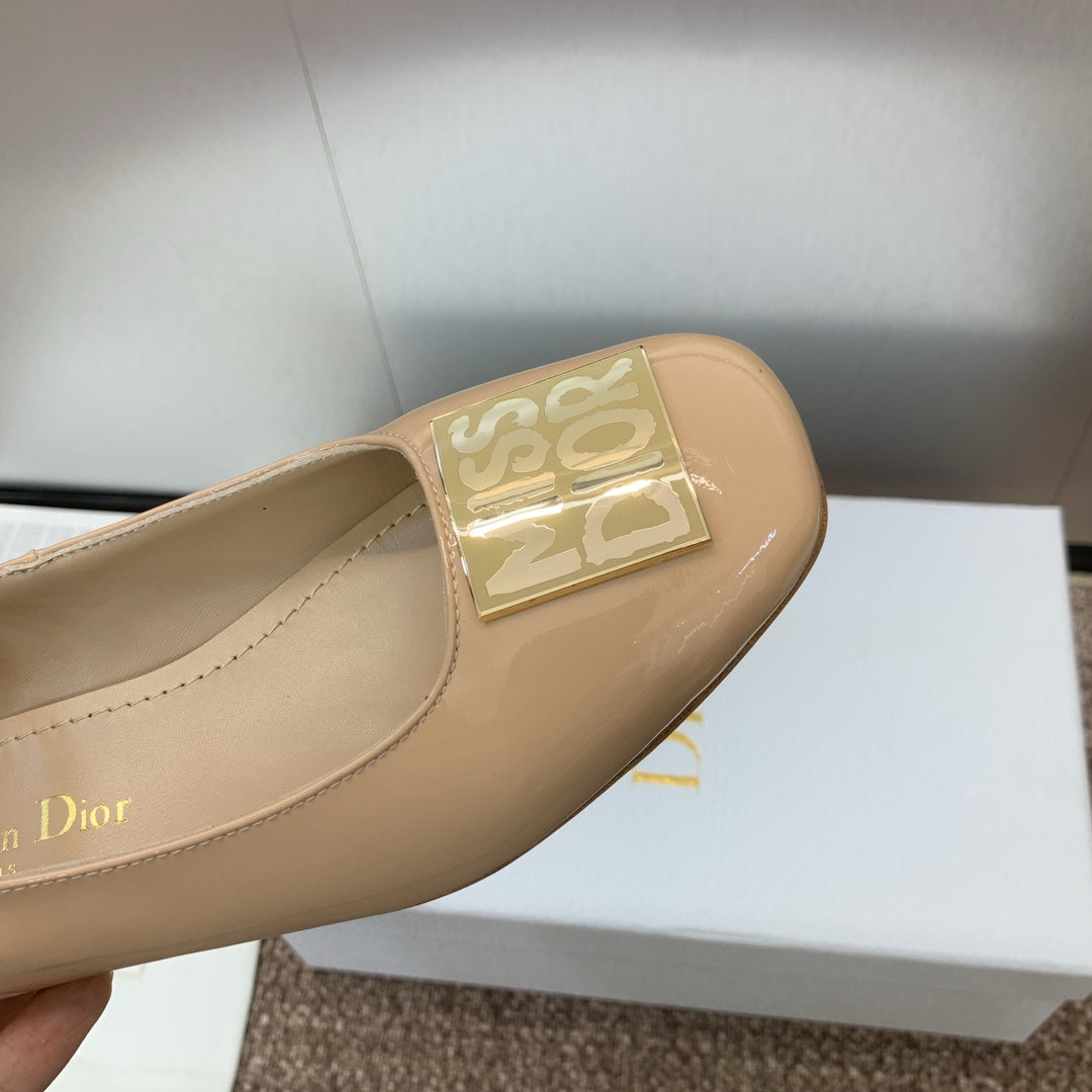 CD Miss Dior Pump 35mm Glossy Beige Cowhide
