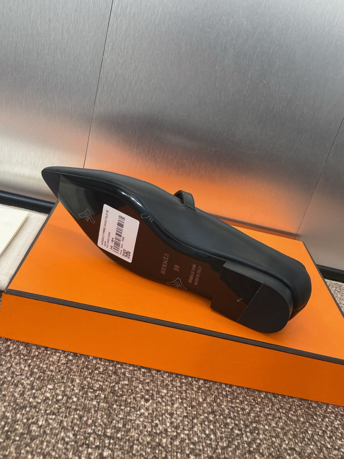 HM 25C Kelly Ballet Flat Noir Calfskin 208268