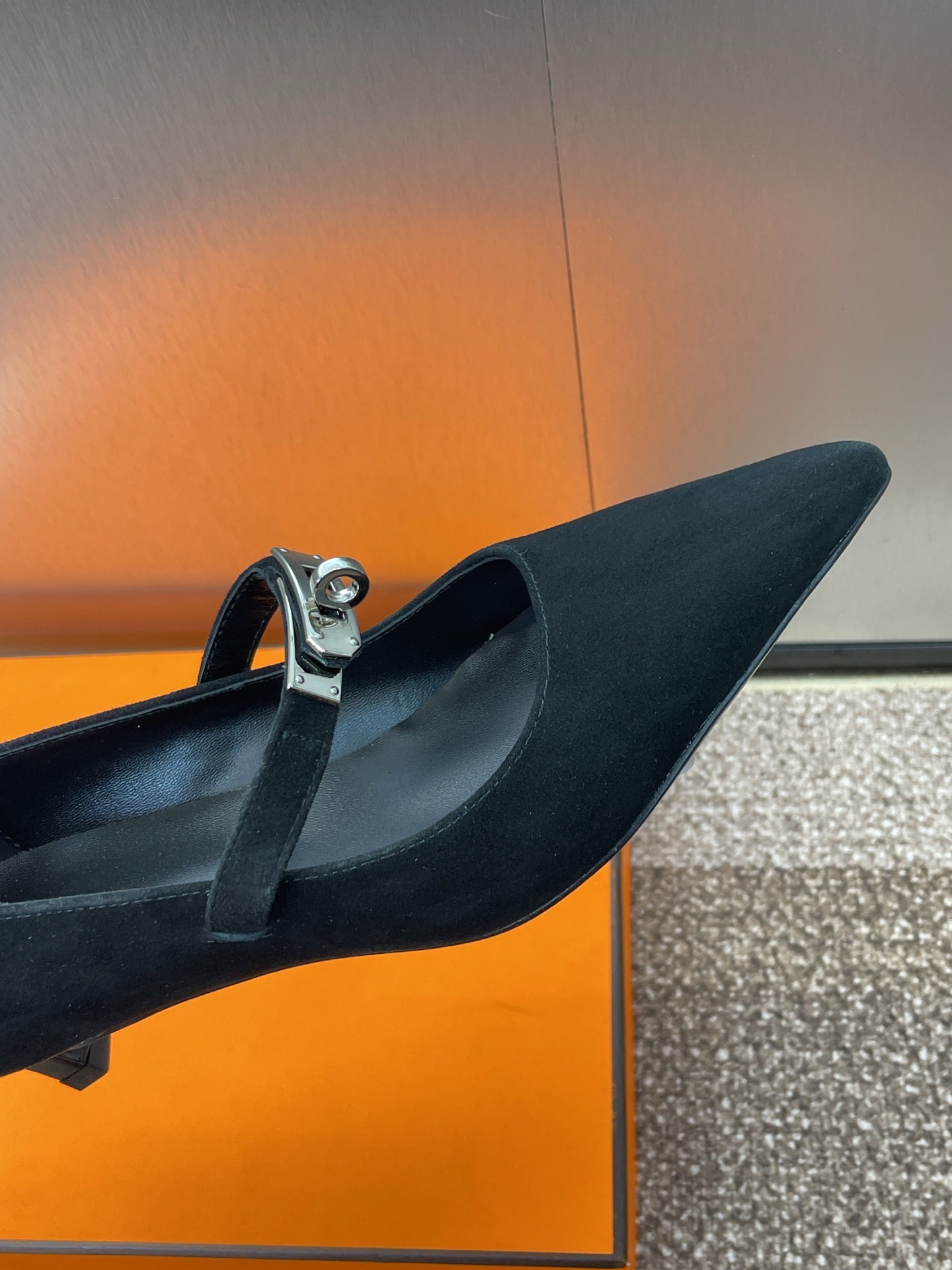 HM 25C Kiara 40 Pump Black Suede 208275